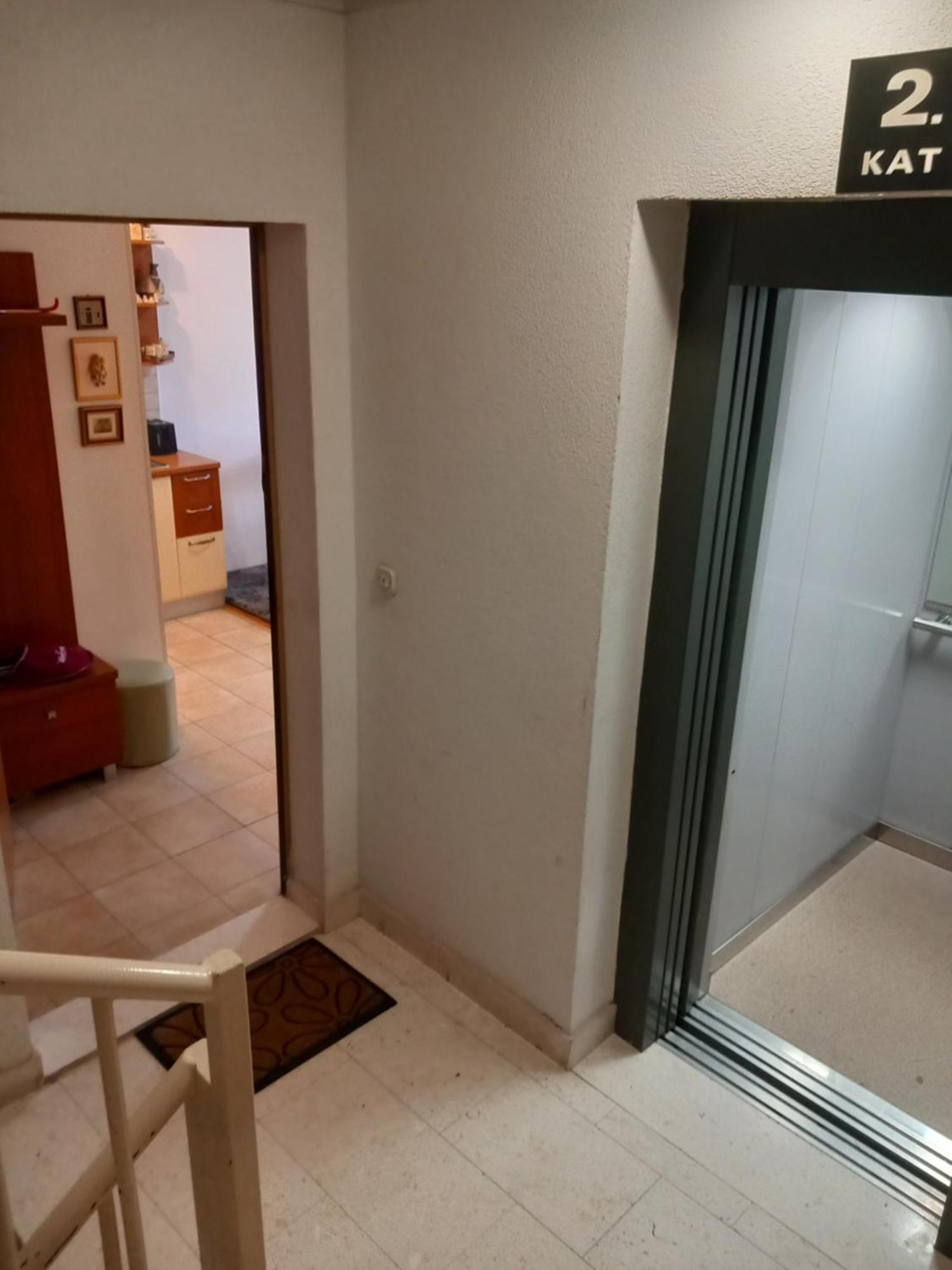 Apartment Harmony - Pleasant And Comfortable Place With A Balcony And A Secured Garage Split Zewnętrze zdjęcie